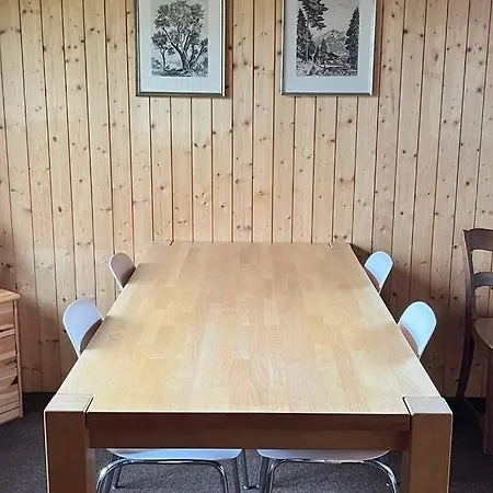 In Bergchalet شقة